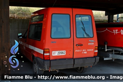 Fiat Fiorino II serie
Vigili del Fuoco
Comando Provinciale di Ascoli Piceno
Distaccamento Permanente di Fermo (FM)
VF 20982
Parole chiave: Fiat Fiorino_IIserie VF20982