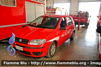 Fiat Punto III serie
Vigili del Fuoco
Comando Provinciale di Perugia
Distaccamento Permanente di Spoleto(PG)
VF 22742
Parole chiave: Fiat Punto_IIIserie VF22742