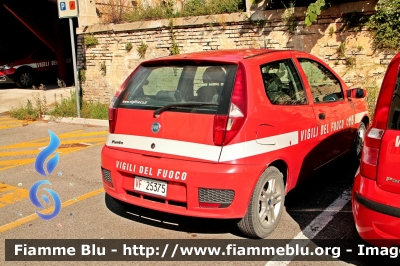 Fiat Punto III serie 
Vigili del Fuoco 
Comando Provinciale di Teramo
VF 25375
Parole chiave: Fiat Punto_IIIserie VF25375