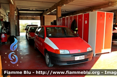 Fiat Punto I serie
Vigili del Fuoco
Comando Provinciale di Macerata
Distaccamento Permanente di Civitanova Marche (MC)
VF 20450
Parole chiave: Fiat Punto_Iserie VF20450