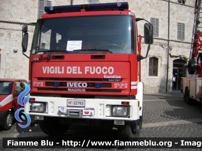 Iveco EuroFire 140E28 4x4 I serie
Vigili del Fuoco
Comando Provinciale di Ascoli Piceno
AutoPompaSerbatoio allestimento Iveco-Magirus
VF 22765
Parole chiave: Iveco EuroFire_140E28_4x4_Iserie VF22765