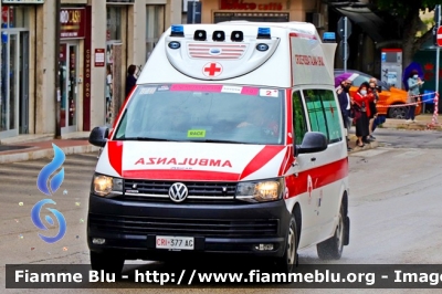 Volkswagen Transporter T6
Croce Rossa Italiana
Comitato Locale di Lipomo (CO)
Allestimento Aricar
CRI 377 AG
In scorta al Giro d'Italia 2021
Parole chiave: Volkswagen / Transporter_T6 / Ambulanza / Giro_D_Italia_2021 / CRI377AG