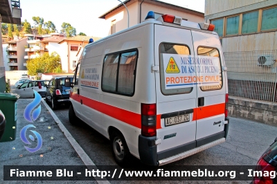 Fiat Ducato II serie
Misericordia Ascoli Piceno
Protezione Civile
Parole chiave: Fiat Ducato_IIserie Ambulanza