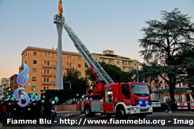 Iveco EuroCargo 180E32 IV Serie
Vigili del Fuoco
Comando Provinciale di Ascoli
AutoScala M39L da 39 metri allestimento Magirus
VF 28958
Parole chiave: Iveco EuroCargo_180E32_IVSerie VF28985 santa_Barbara_2018