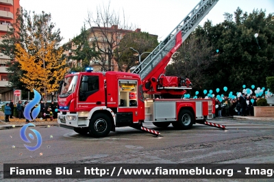 Iveco EuroCargo 180E32 IV Serie
Vigili del Fuoco
Comando Provinciale di Ascoli
AutoScala M39L da 39 metri allestimento Magirus
VF 28958
Parole chiave: Iveco EuroCargo_180E32_IVSerie VF28985 santa_Barbara_2018