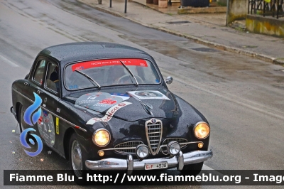 Alfa Romeo 1900
Guardia di Finanza
Anno 1954
GdiF 4938
Mille Miglia 2023
Parole chiave: Alfa-Romeo 1900 GdiF4938 1000_Miglia_2023