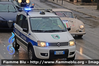 Fiat Panda 4X4 II serie
Polizia Locale di Ascoli Piceno
Polizia Locale YA006AM
Parole chiave: Fiat Panda_4X4_IIserie Polizia_Locale_YA006AM