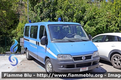 Fiat Ducato III serie
Polizia di Stato
Polizia F0215
Parole chiave: Fiat Ducato_IIIserie Polizia_F0215