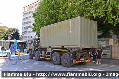 Astra SM88.42
Esercito Italiano
Autocarro Tattico Logistico
ACTL 8x8
APS (Autocarro Piani Scarrabili)
Sistema di Movimentazione Isoli/Cargotec Multilift MK IV
EI BA 695
Parole chiave: Astra SM88.42 EIBA695