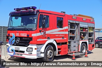 Mercedes-Benz Actros 1841 II serie 
Vigili del Fuoco
Comando Provinciale di Pescara
AutoPompaSerbatoio allestimento BAI
VF 23353
Parole chiave: Mercedes-Benz Actros_1841_IIserie VF_23363