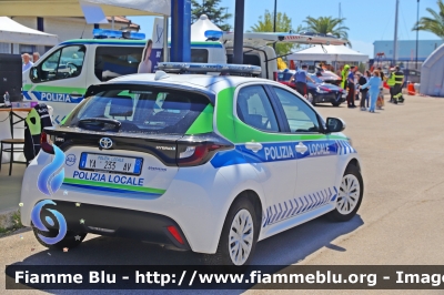  Toyota Yaris Hybrid III serie restyle
Polizia Locale Pescara
Allestimento Bertazzoni
POLIZIA LOCALE YA 233 AV
Parole chiave: Toyota Yaris_Hybrid_IIIserie_restyle POLIZIA_LOCALE_YA233AV