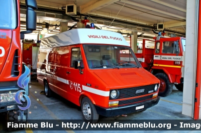 Iveco Daily I serie
Vigili del Fuoco
Comando Provinciale di Terni
VF 12787
Parole chiave: Iveco Daily_Iserie VF12787