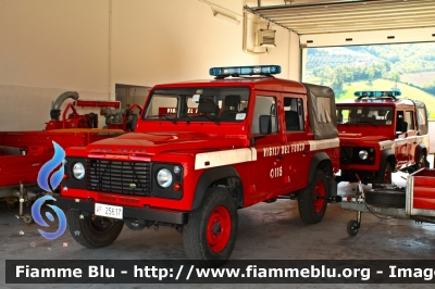 Land Rover Defender 110
Vigili del Fuoco
Comando Provinciale di Teramo
VF 25617
Parole chiave: Land-Rover Defender_110 VF25617