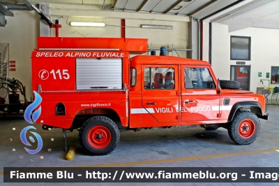 Land Rover Defender 130
Vigili del Fuoco
Comando Provinciale di Terni
Nucleo S.A.F.
VF 19274
Parole chiave: Land-Rover Defender_130 VF19274