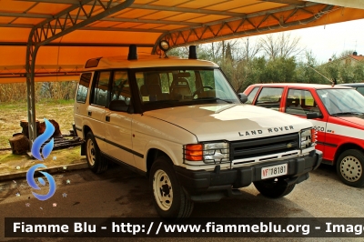 Land Rover Discovery I serie
Vigili del Fuoco
Comando Provinciale di Macerata
VF 18181
Parole chiave: Land-Rover Discovery_Iserie VF18181