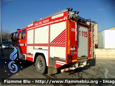 Iveco EuroFire 140E30 4x4 II serie
Vigili Del Fuoco
Comando Provinciale di Teramo
Distaccamento misto di Nereto (TE)
AutoPompaSerbatoio allestimento Iveco-Magirus
VF 25341
Parole chiave: Iveco EuroFire_140E30_4x4_IIserie VF25341