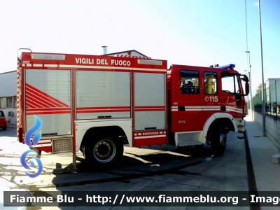 Iveco EuroFire 140E30 4x4 II serie
Vigili Del Fuoco
Comando Provinciale di Teramo
Distaccamento misto di Nereto (TE)
AutoPompaSerbatoio allestimento Iveco-Magirus
VF 25341
Parole chiave: Iveco EuroFire_140E30_4x4_IIserie VF25341