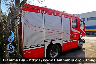 Volvo FL 280 III serie
Vigili del Fuoco
Comando Provinciale di Latina
AutoPompaSerbatoio allestimento Bai
VF 25792
Parole chiave: Volvo FL_280_IIIserie VF25792