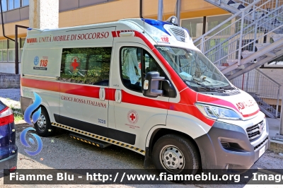 Fiat Ducato X290
Croce Rossa Italiana
Comitato Locale dei Monti Sibillini
Allestimento Odone
CRI 889 AF
Parole chiave: Fiat Ducato_X290 CRI889AF Ambulanza