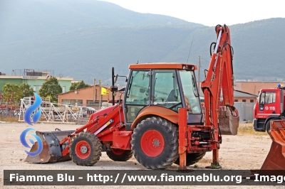 Fiat Hitachi FB100.2
Vigili del Fuoco
Comando Provinciale di Perugia
Distaccamento Permanente di Foligno
VF 19923
Parole chiave: Fiat-Hitachi FB100.2 VF19923