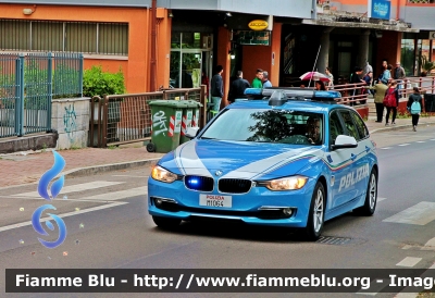 Bmw 318 Touring F31 restyle
Polizia di Stato
Polizia Stradale
POLIZIA M1064
In scorta al Giro d'Italia 2018
Parole chiave: Bmw 318_Touring_F31_restyle POLIZIAM1064 Giro_d_Italia_2018