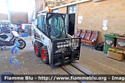 Bobcat S100
Protezione Civile
C.I.V.E.S. Teramo
Parole chiave: Bobcat S100