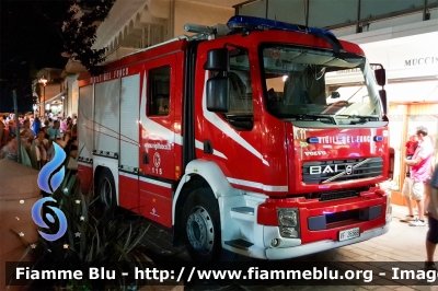 Volvo FL 290 III serie
Vigili del Fuoco
Comando Provinciale di Rimini
AutoPompaSerbatoio allestimento Bai
VF 26569
Parole chiave: Volvo FL290 VF26569