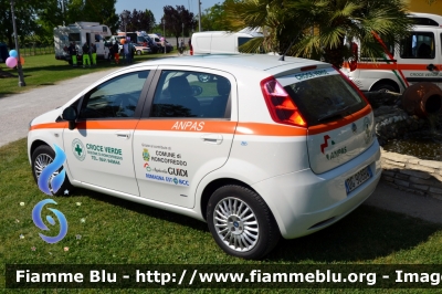 Fiat Grande Punto
Croce Verde Gambettola (FC)
-Festa del 25° Fondazione - Croce Verde Gambettola-
Parole chiave: Fiat Grande_Punto