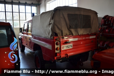 Land Rover Defender 130
Vigili del Fuoco
Comando Provinciale di Rimini
Distaccamento Permanente di Novafeltria (RN)
VF 19276
Parole chiave: Land_Rover Defender_130 VF19276