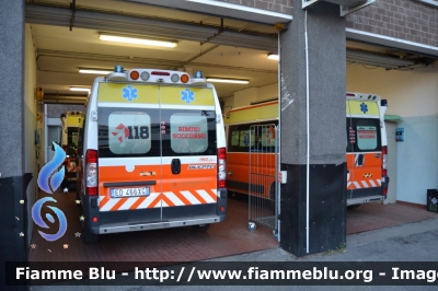 Rimessa Mezzi Postazione 118 Rimini
118 Romagna Soccorso
Azienda Usl della Romagna
Ambito Territoriale di Rimini

Parole chiave: 118_Rimini