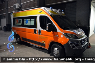 Fiat Ducato X290
118 Romagna Soccorso
Azienda USL della Romagna
Ambito Territoriale di Rimini
"BRAVO 10"
Allestita Aricar
Parole chiave: Fiat Ducato_X290 118_Rimini_Soccorso Ambulanza