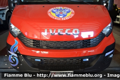 Iveco Daily VI serie
Vigili del Fuoco
Comando Provinciale di Milano - Via Messina
Nucleo N.B.C.R.
Allestimento Magirus
VF 27374
Parole chiave: Iveco Daily_VIserie VF27374 NBCR