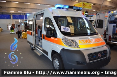 Fiat Ducato X250
Ambulanza di Soccorso
Veicolo dimostrativo Mariani Fratelli
Parole chiave: Fiat Ducato_X250 Ambulanza Reas_2011