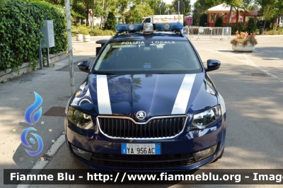 Skoda Octavia Wagon IV serie 4x4
Polizia Locale
Cavaion Veronese (VR)
POLIZIA LOCALE YA 956 AC
Parole chiave: Skoda Octavia_Wagon_IVserie_4x4 POLIZIALOCALEYA956AC Le_Giornate_della_Polizia_Locale_2018