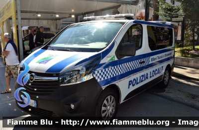 Opel Vivaro III serie
Polizia Locale 
Avezzano (AQ)
Allestimento Bertazzoni
POLIZIA LOCALE YA 520 AF
-In esposizione a "Le Giornate della Polizia Locale 2017"-
Parole chiave: Opel Vivaro_IIIserie POLIZIALOCALEYA520AF Le_Giornate_della_Polizia_Locale_2017