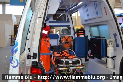 Volkswagen Transporter T5 restyle
Ambulanza di Soccorso
Veicolo dimostrativo Mariani Fratelli
Parole chiave: Volkswagen Transporter_T5_restyle Ambulanza Reas_2011