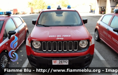 Jeep Renegade
Vigili del Fuoco
Comando Provinciale di Rimini
VF 28792
Parole chiave: Jeep Renegade VF28792