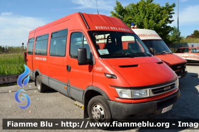 Iveco Daily III serie restyle
Vigili del Fuoco
Comando Provinciale di Rimini
VF 24036
Parole chiave: Iveco Daily_IIIserie_restyle VF24036