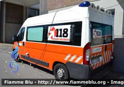 Fiat Ducato X250
118 Romagna Soccorso
Azienda USL Rimini
"BRAVO 22"
Ambulanza allestita Bollanti

*Si ringrazia il personale per la disponibilità e la collaborazione dimostrata*
Parole chiave: Fiat Ducato_X250 Ambulanza