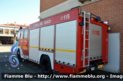 Iveco EuroFire 150E27 I serie
Vigili del Fuoco
Comando Provinciale di Rimini
Autopompaserbatoio allestimento 
Iveco-Magirus
Ricondizionata Fortini
VF 18592
Parole chiave: Iveco EuroFire_150E27_Iserie VF18592