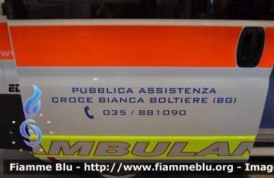 Fiat Ducato X250
Croce Bianca Boltiere (BG)
Allestita EDM
In esposizione al Reas 2012
-Particolare del portellone laterale-
Parole chiave: Fiat Ducato_X250 Ambulanza Reas_2012