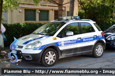 Fiat Sedici Restyle
Polizia Municipale
Comune di Cattolica (RN)
Allestimento Focaccia
Parole chiave: Fiat Sedici_Restyle Le_Giornate_della_Polizia_Locale_2017