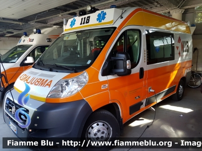 Fiat Ducato X250
118 Romagna Soccorso
Azienda USL della Romagna
Ambito Territoriale di Rimini
"BRAVO 06"
Allestita Boneschi
Parole chiave: Fiat Ducato_X250 Ambulanza 118_Rimini