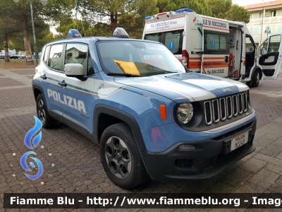 Jeep Renegade
Polizia di Stato 
Reparto PrevenzioneCrimine 
POLIZIA M2249
Parole chiave: Jeep Renegade POLIZIAM2249