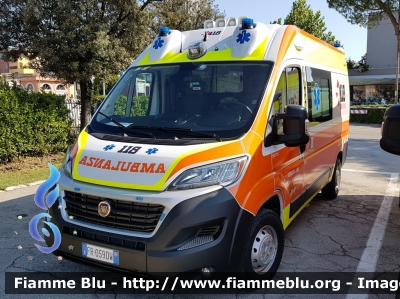 Fiat Ducato X290
118 Romagna Soccorso
Azienda USL della Romagna
Ambito Territoriale di Rimini
"BRAVO 15"
Allestita Safety Car Rimini
Parole chiave: Fiat Ducato_X290 ambulanza