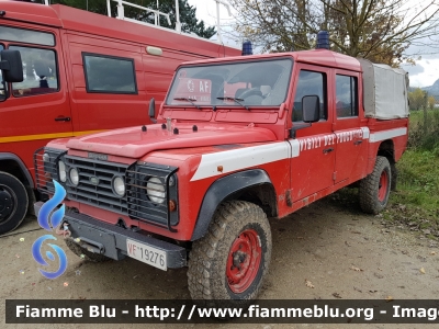 Land Rover Defender 130
Vigili del Fuoco
Comando Provinciale di Rimini
Distaccamento Permanente di Novafeltria
VF 19276
Parole chiave: Land_Rover Defender_130 VF19276