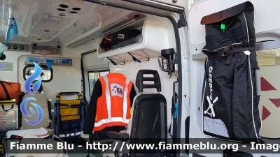 Fiat Ducato X290
118 Romagna Soccorso
Azienda USL della Romagna
Ambito Territoriale di Rimini
"BRAVO 14"
Allestita Boneschi
Parole chiave: Fiat Ducato_X290 Ambulanza