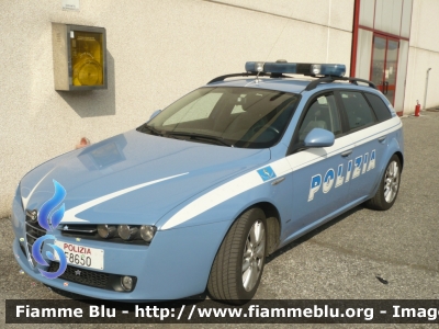 Alfa Romeo 159 Sportwagon Q4
Polizia di Stato
Polizia Stradale
POLIZIA F8650
Parole chiave: Alfa-Romeo 159_Sportwagon_Q4 POLIZIAF8650