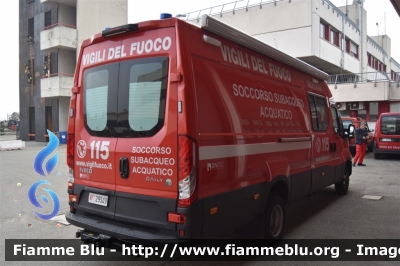 Iveco Daily VI serie
Vigili del Fuoco
Comando Provinciale di Bologna
Nucleo Soccorso Subacqueo Acquatico
Allestimento Magirus-Divitec
VF 29549
Parole chiave: Iveco Daily_VIserie VF29549