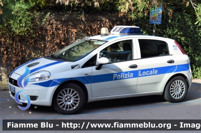 Fiat Grande Punto
Polizia Locale
Cesena (FC)
POLIZIA LOCALE YA 891 AA
Parole chiave: Fiat Grande_Punto POLIZIALOCALEYA891AA Le_Giornate_della_Polizia_Locale_2019